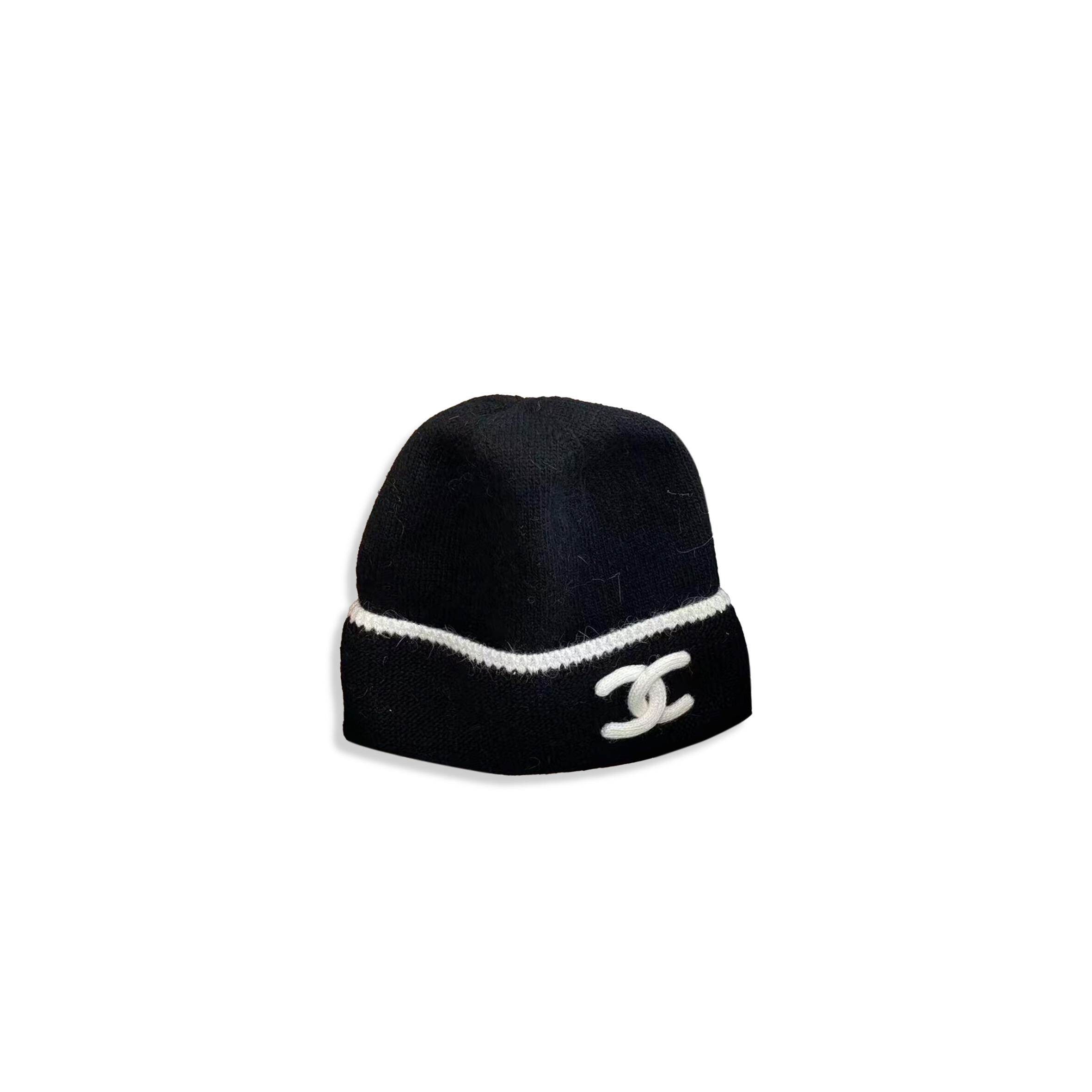 CHANEL WOOLEN HAT 203651